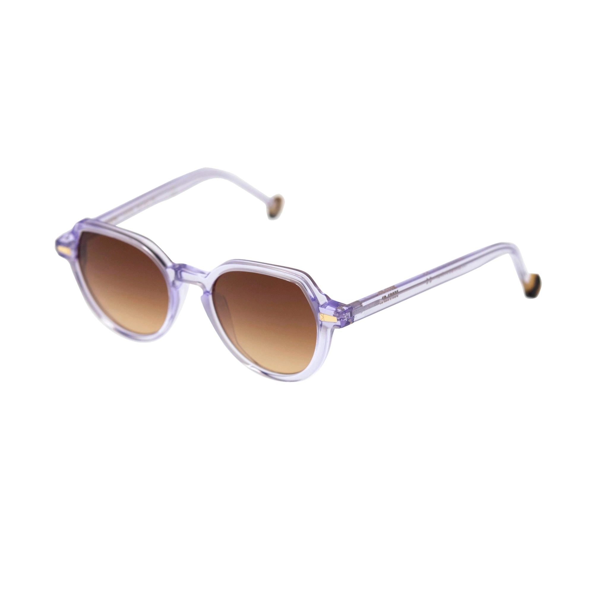 Kyme Eyewear Dafne: butterfly vintage sunglasses. Color Camouflage black, Material Acetate cellulose, Size Small