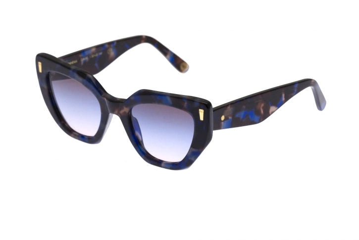 Kyme Eyewear Ipanema: oversize cat-eye sunglasses. Color Dark tortoise, Material Acetate cellulose, Size Medium