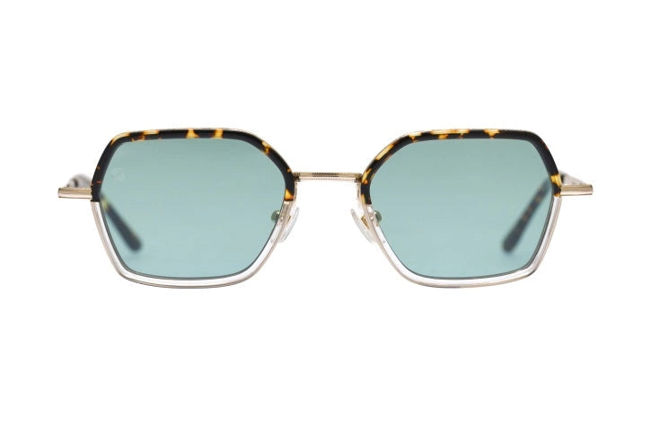 Kyme Eyewear Ben: squared vintage sunglasses. Color Milky nude, Material Stainless steel/Acetate, Size Medium