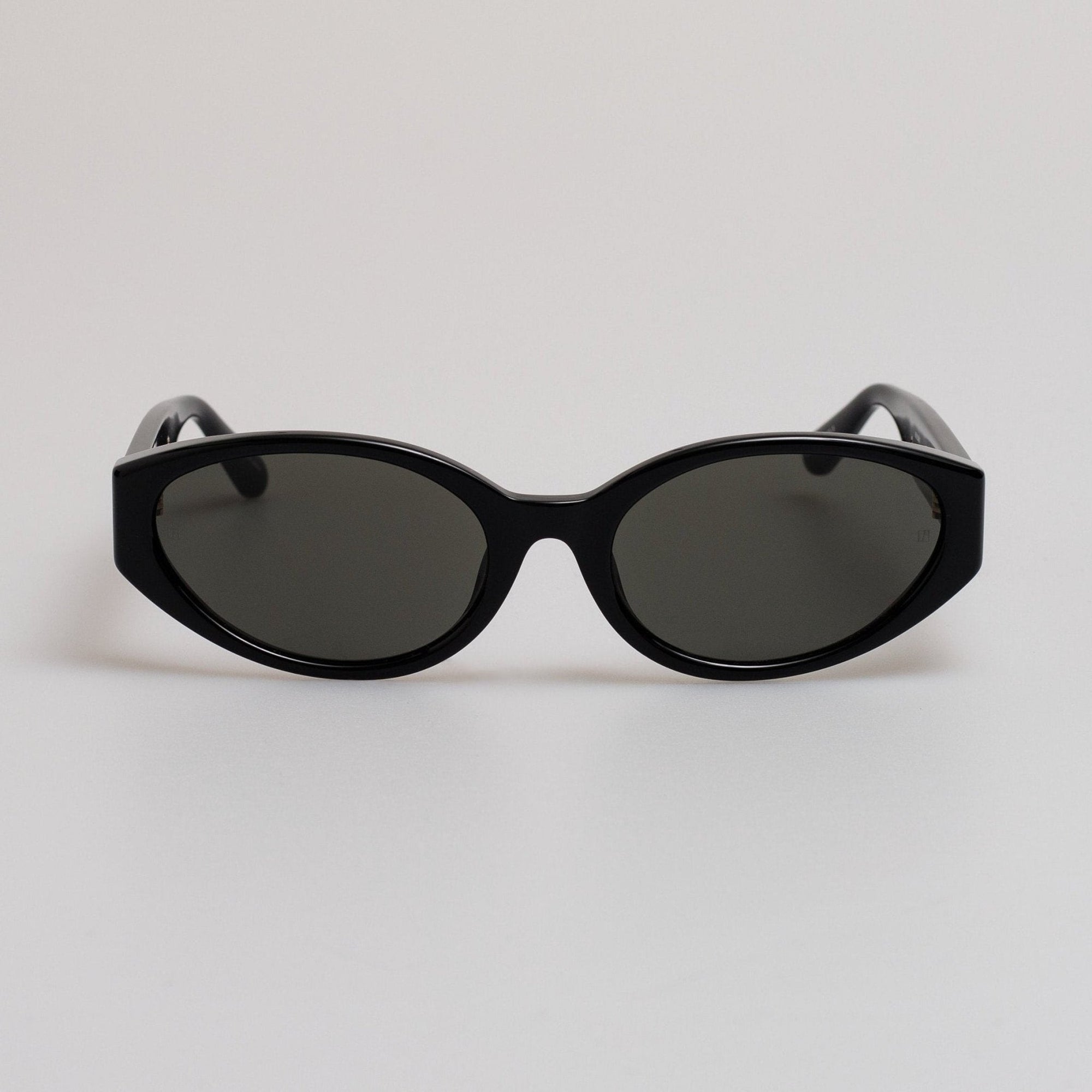 Lyra Oval Sunglasses in Black