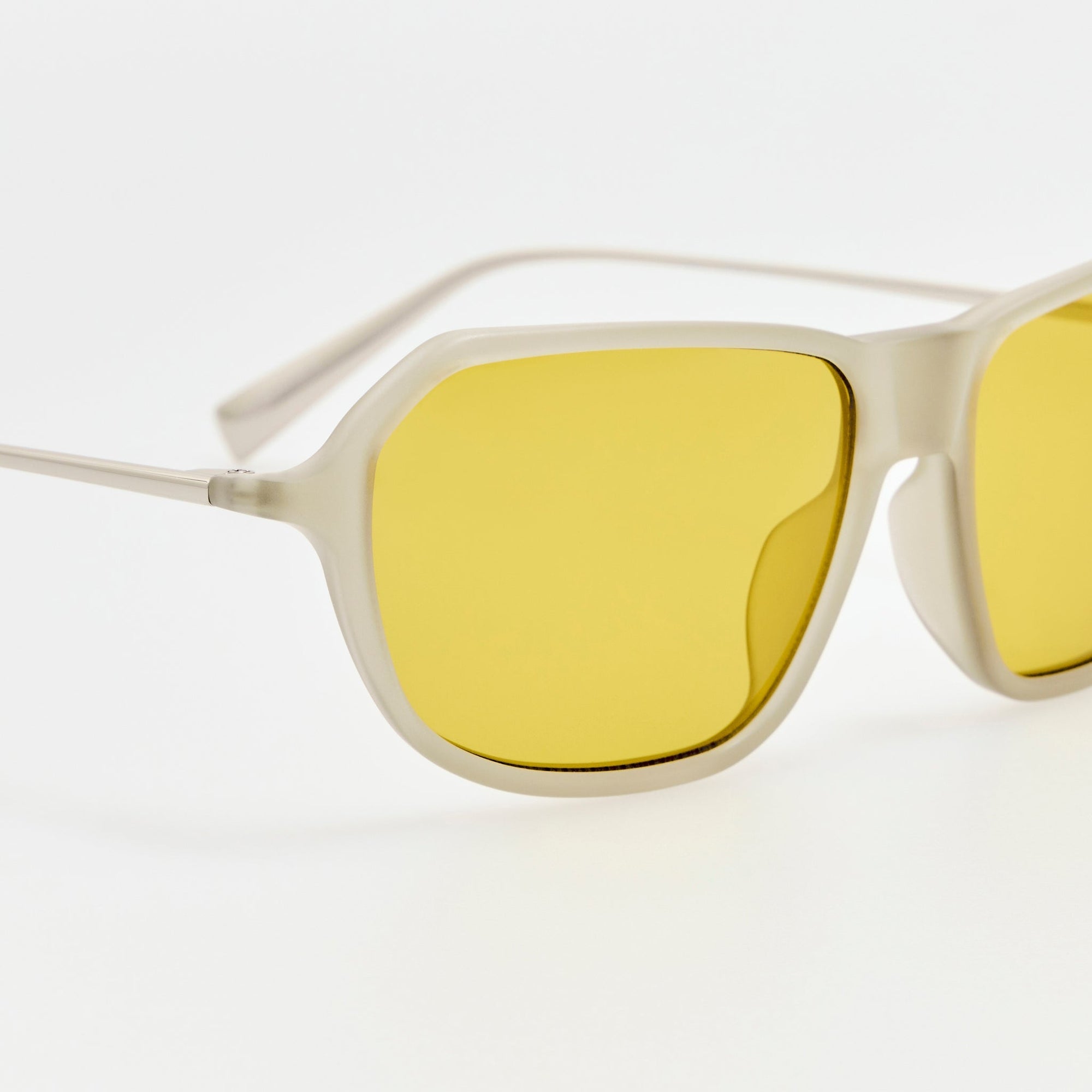 Mimosa Sunglasses in Smoke and Khaki