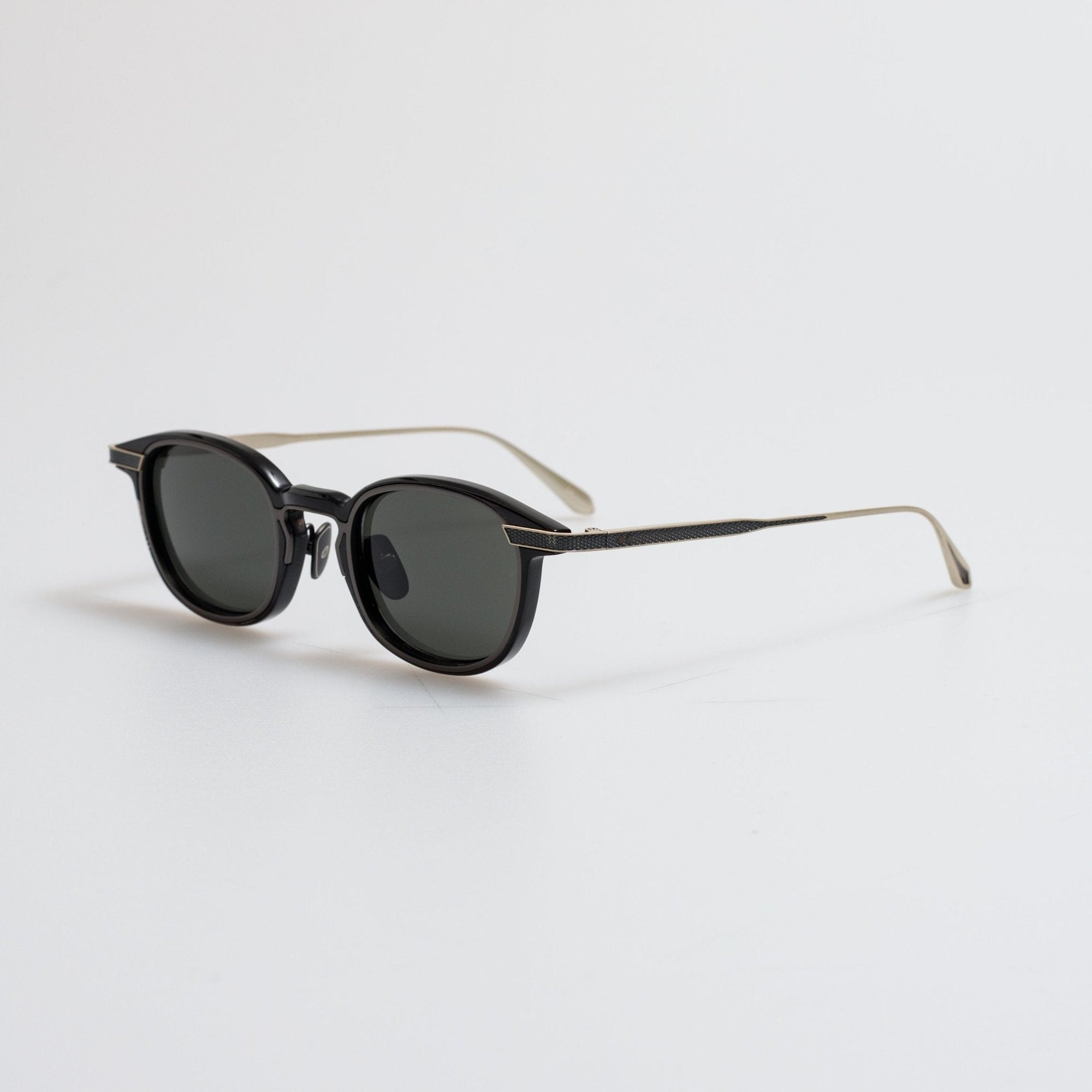 Moore Sunglasses in Buffalo Horn and 925 Sterling Silver