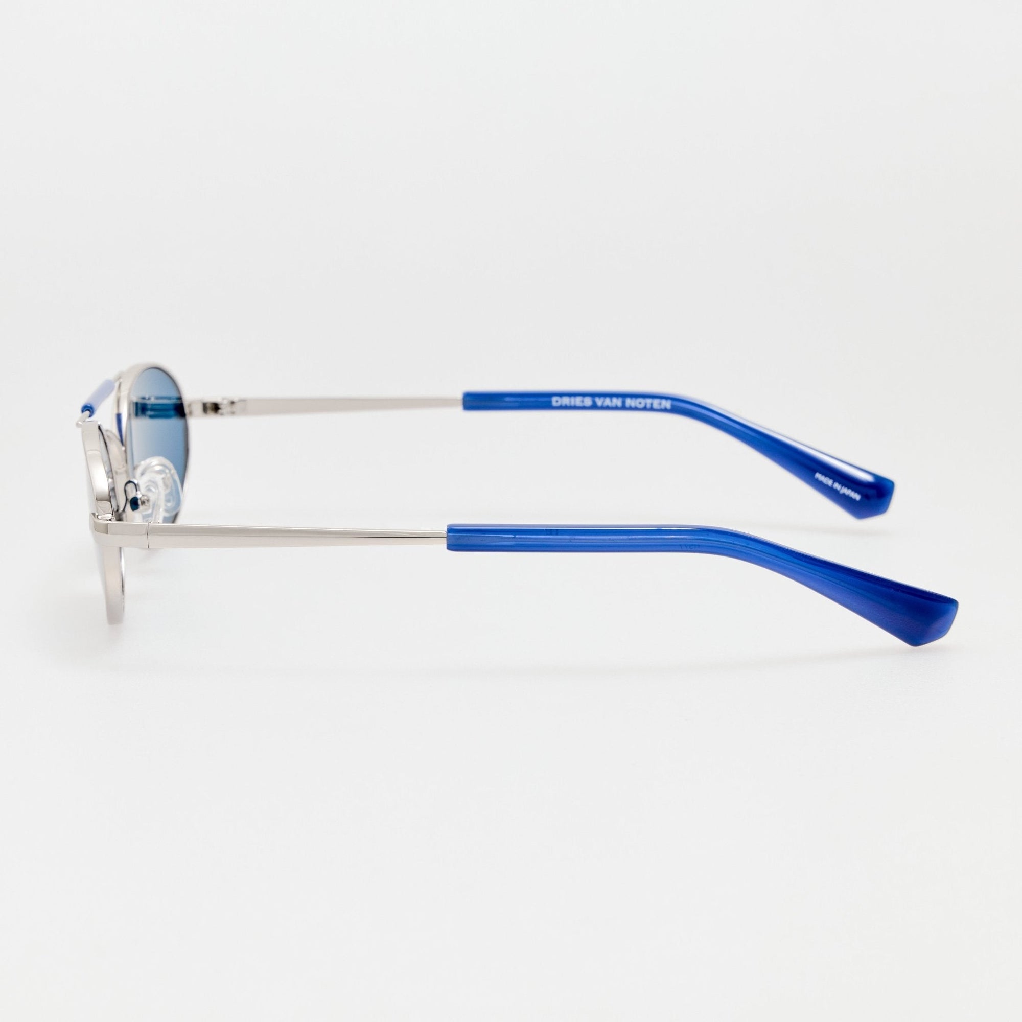 Oval Sunglasses in Navy