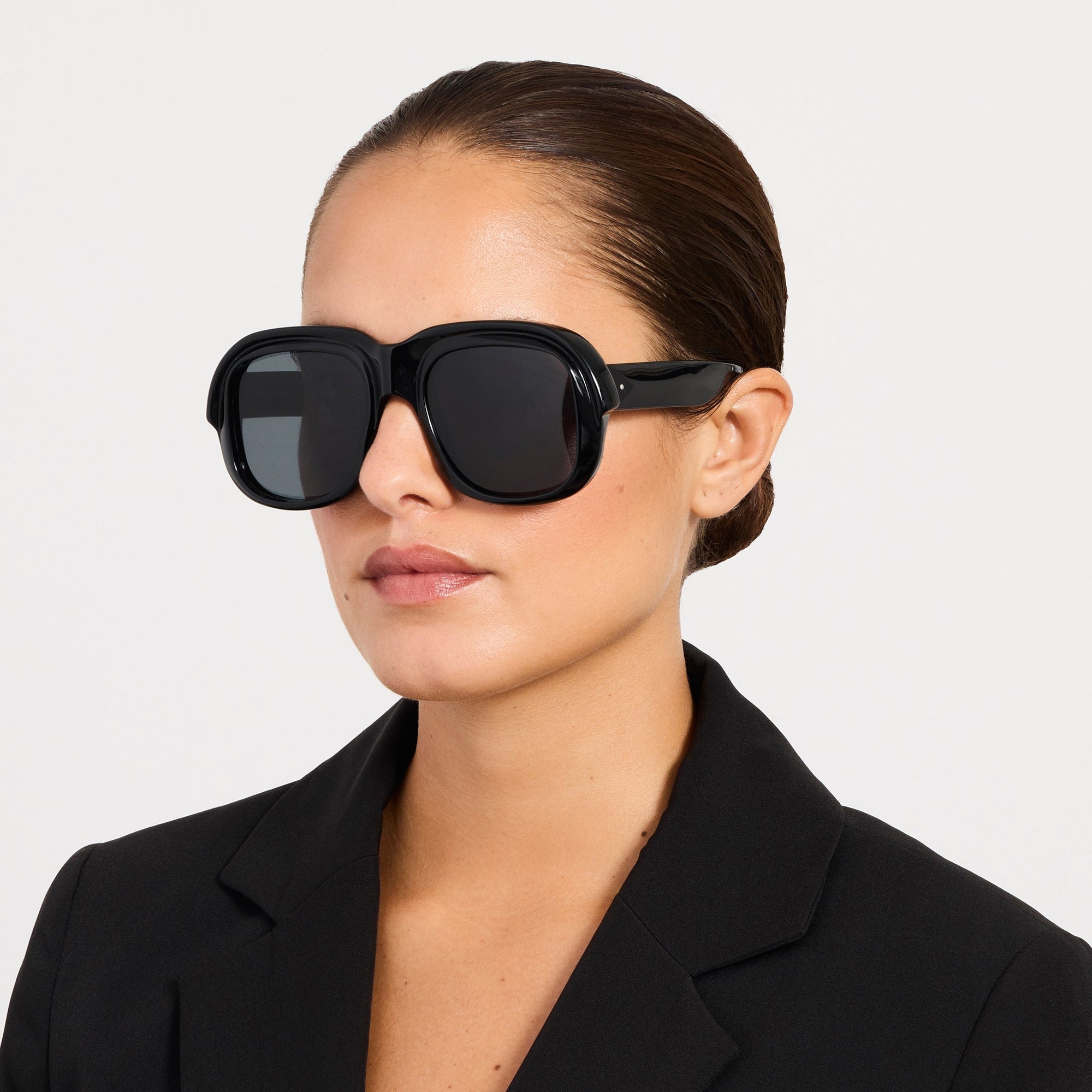 Oversize Sunglasses in Black
