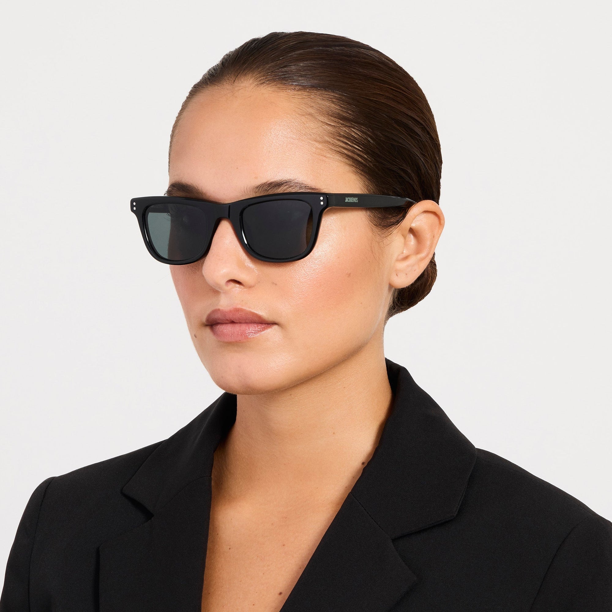 Pilotis Sunglasses in Black