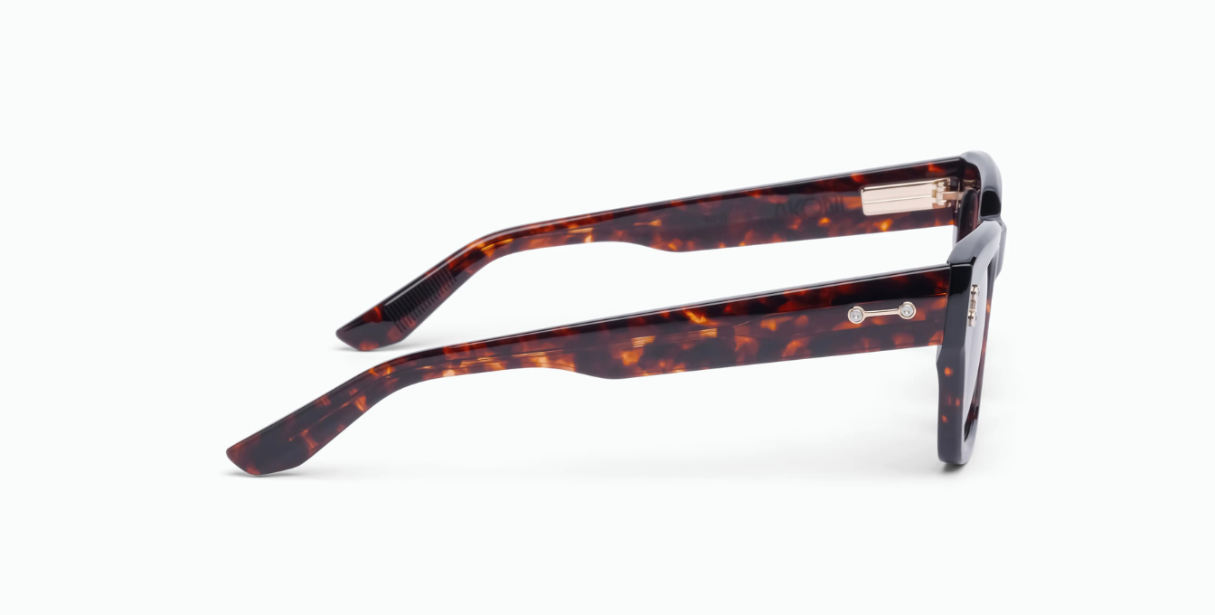 Nebula | Red Havana