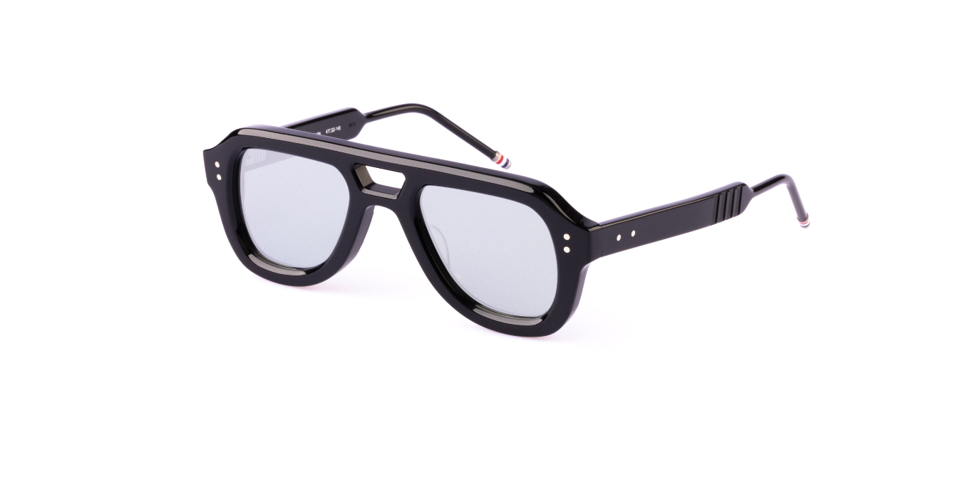 933A | 001