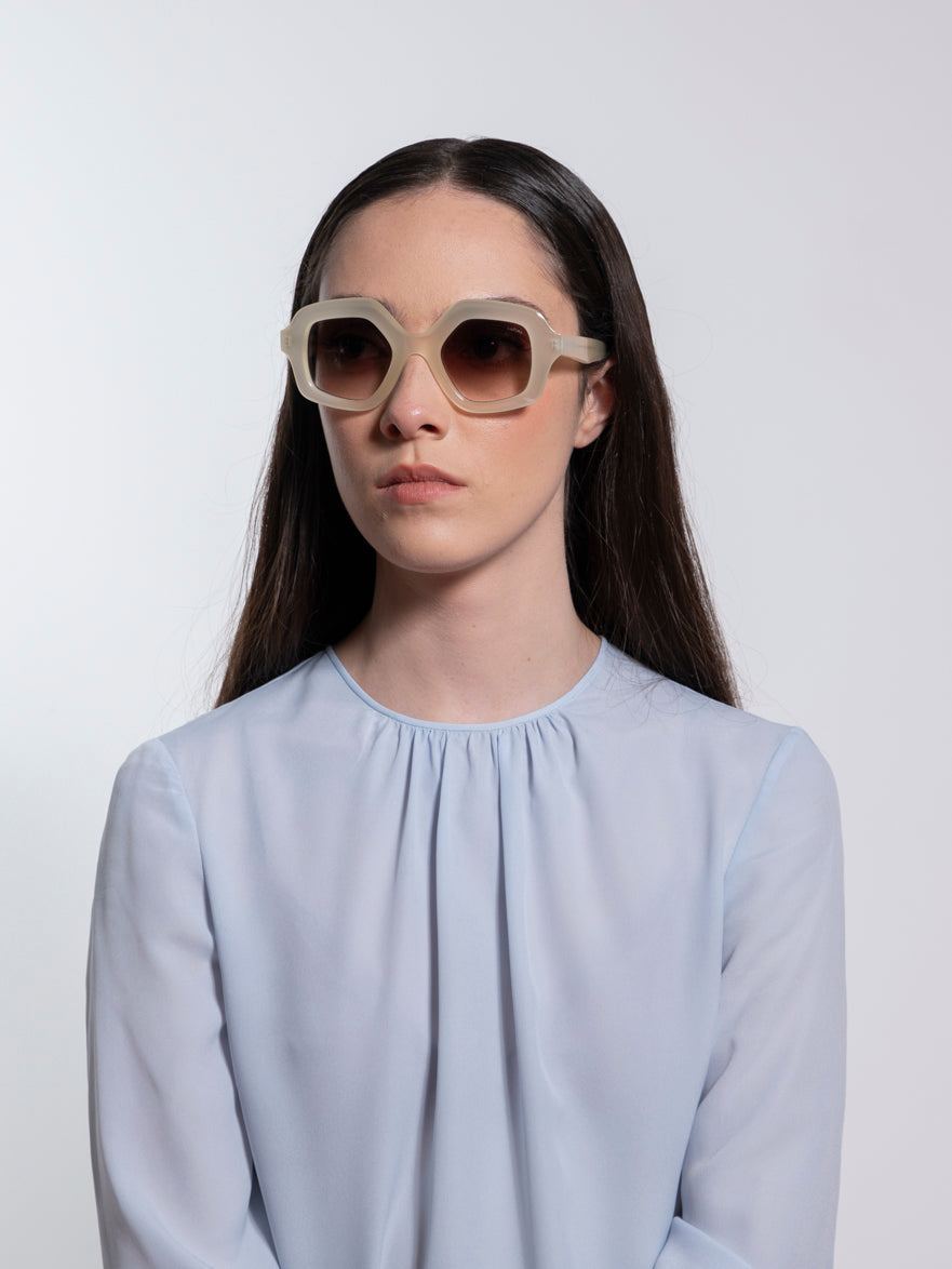 Cecilia#seda-gradient_