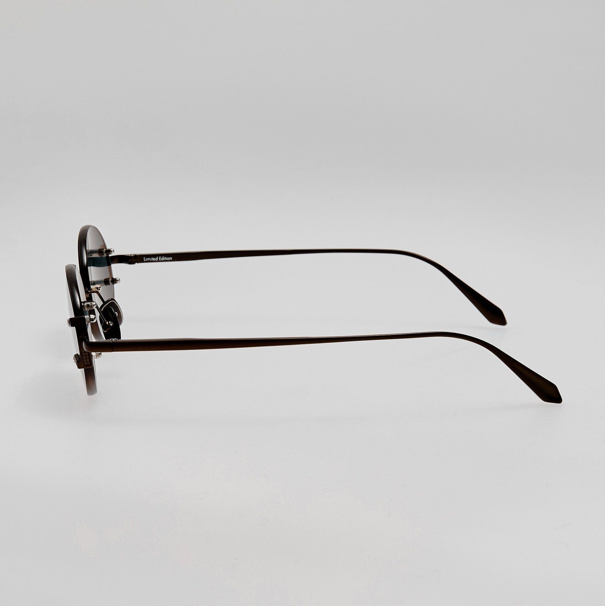 Stella Sunglasses in Matt Black Nickel