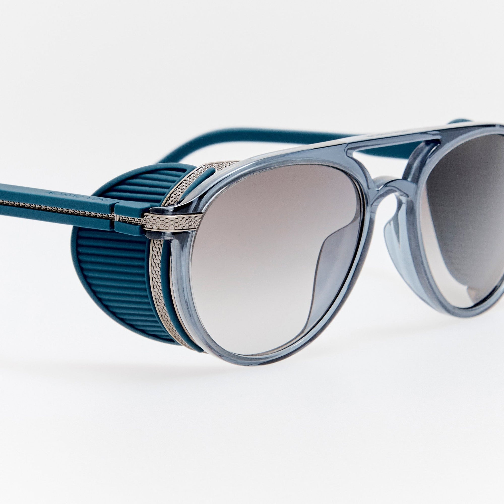 Sutton Explorer Sunglasses in Antique White Gold and Navy