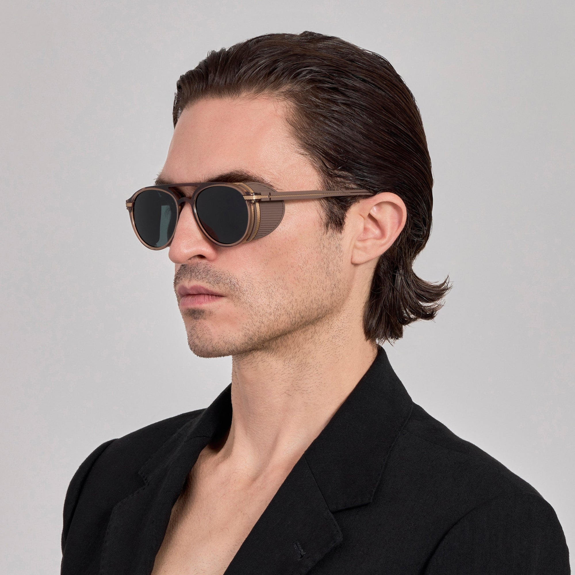 Sutton Explorer Sunglasses in Brown