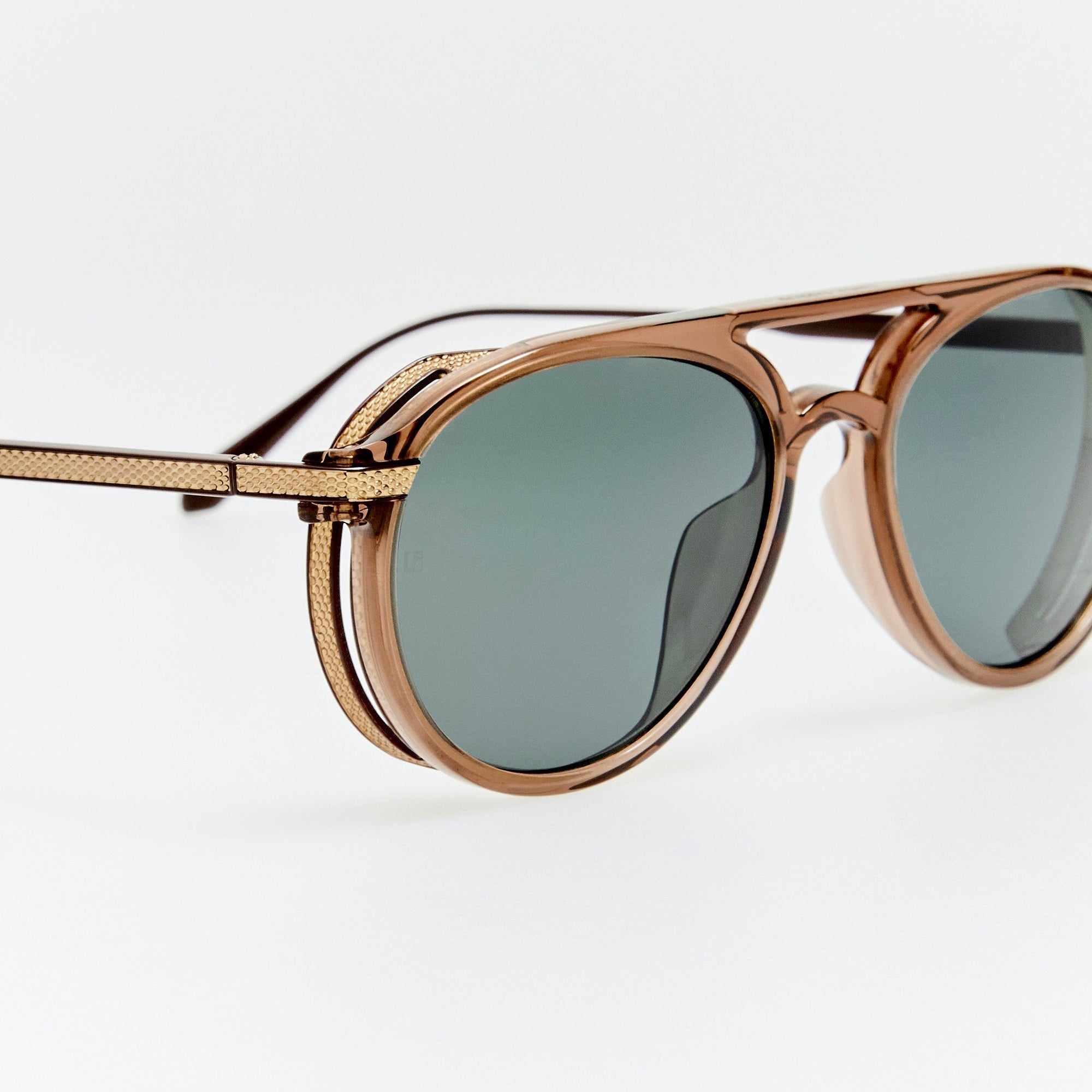 Sutton Explorer Sunglasses in Brown