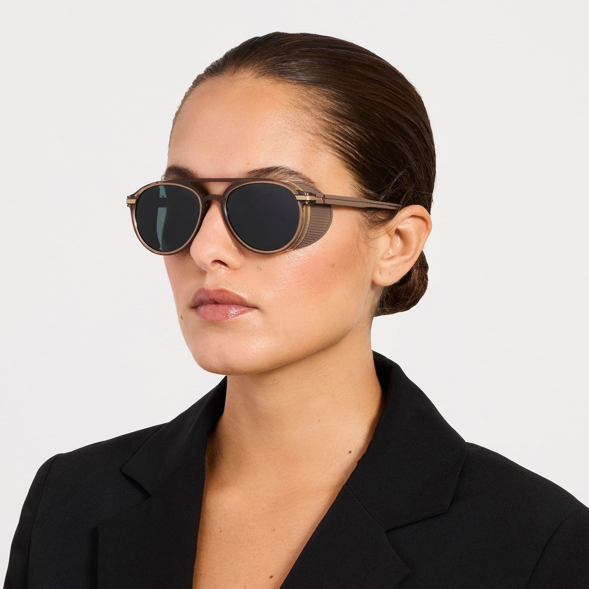Sutton Explorer Sunglasses in Brown