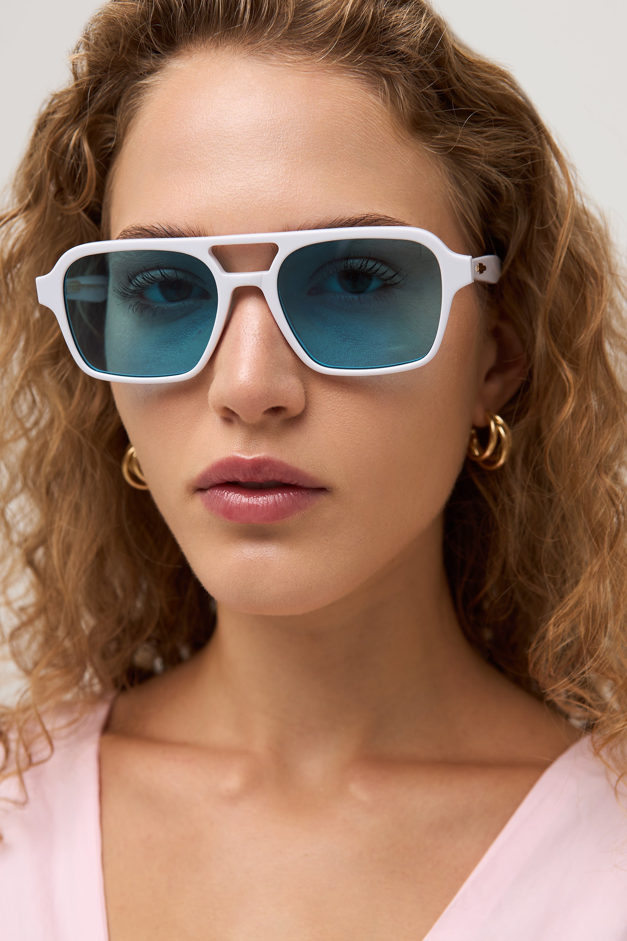 Waxy - White / Ocean Blue